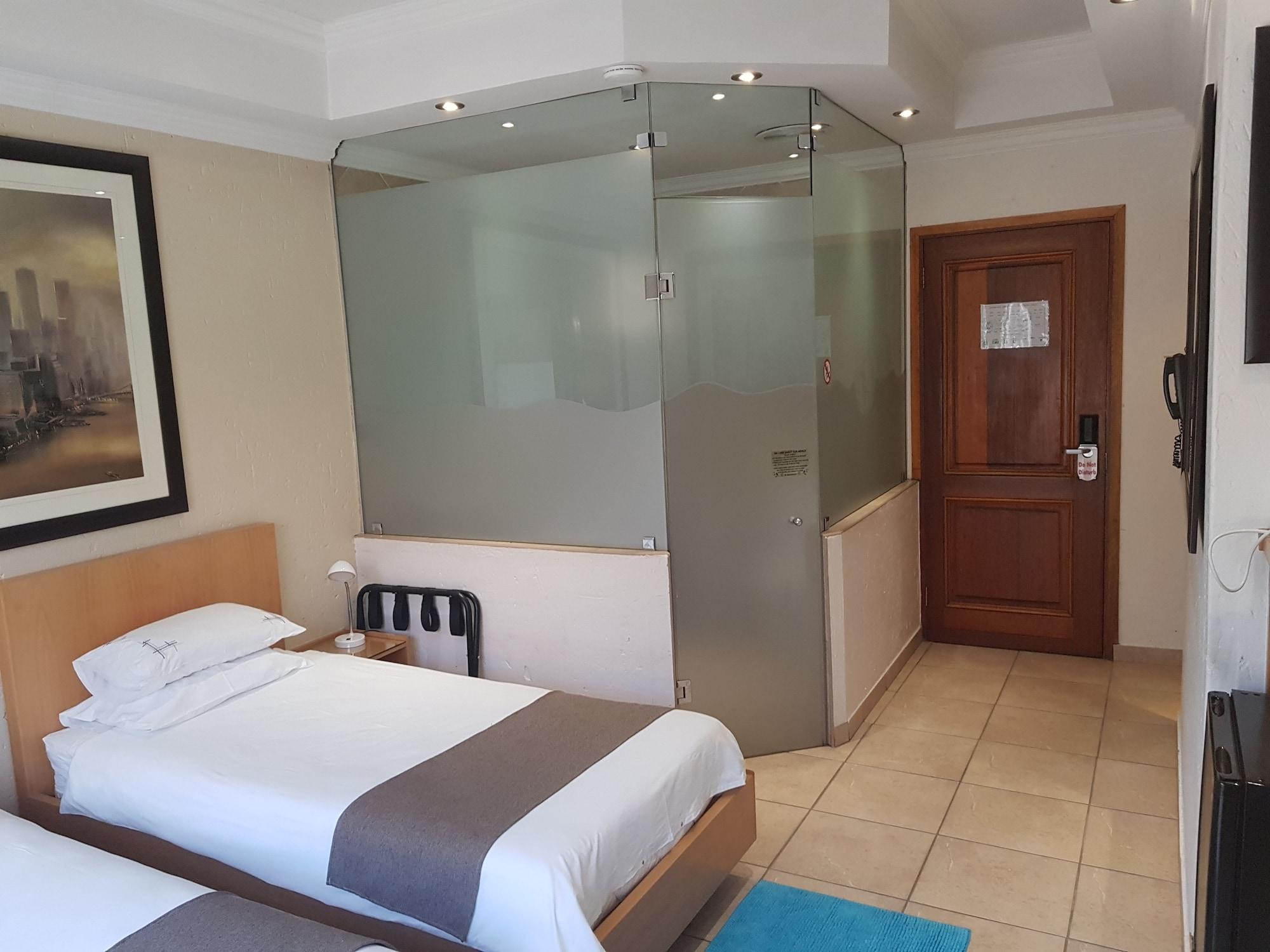 Europrime Hotel Boksburg Ngoại thất bức ảnh