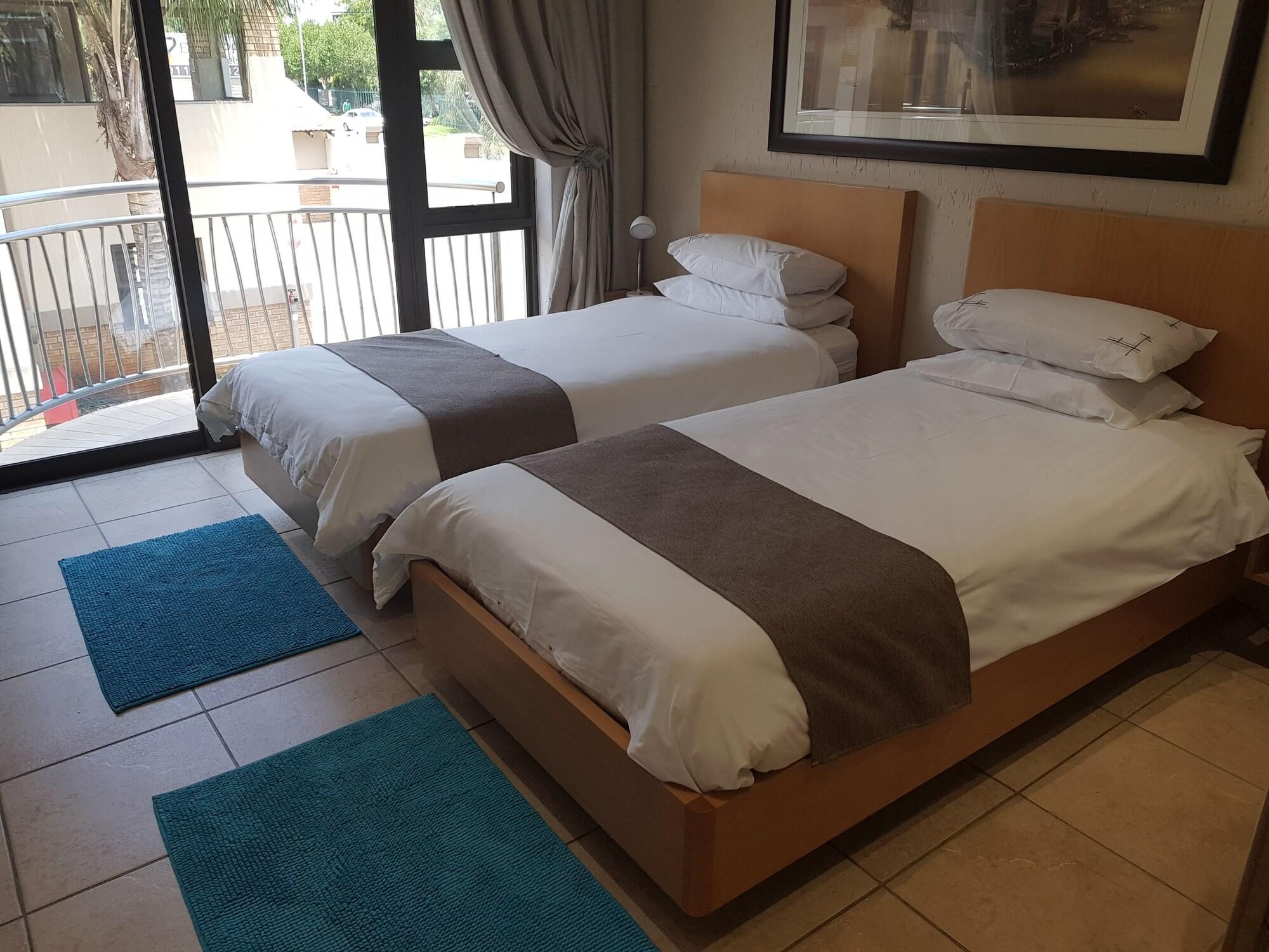 Europrime Hotel Boksburg Ngoại thất bức ảnh