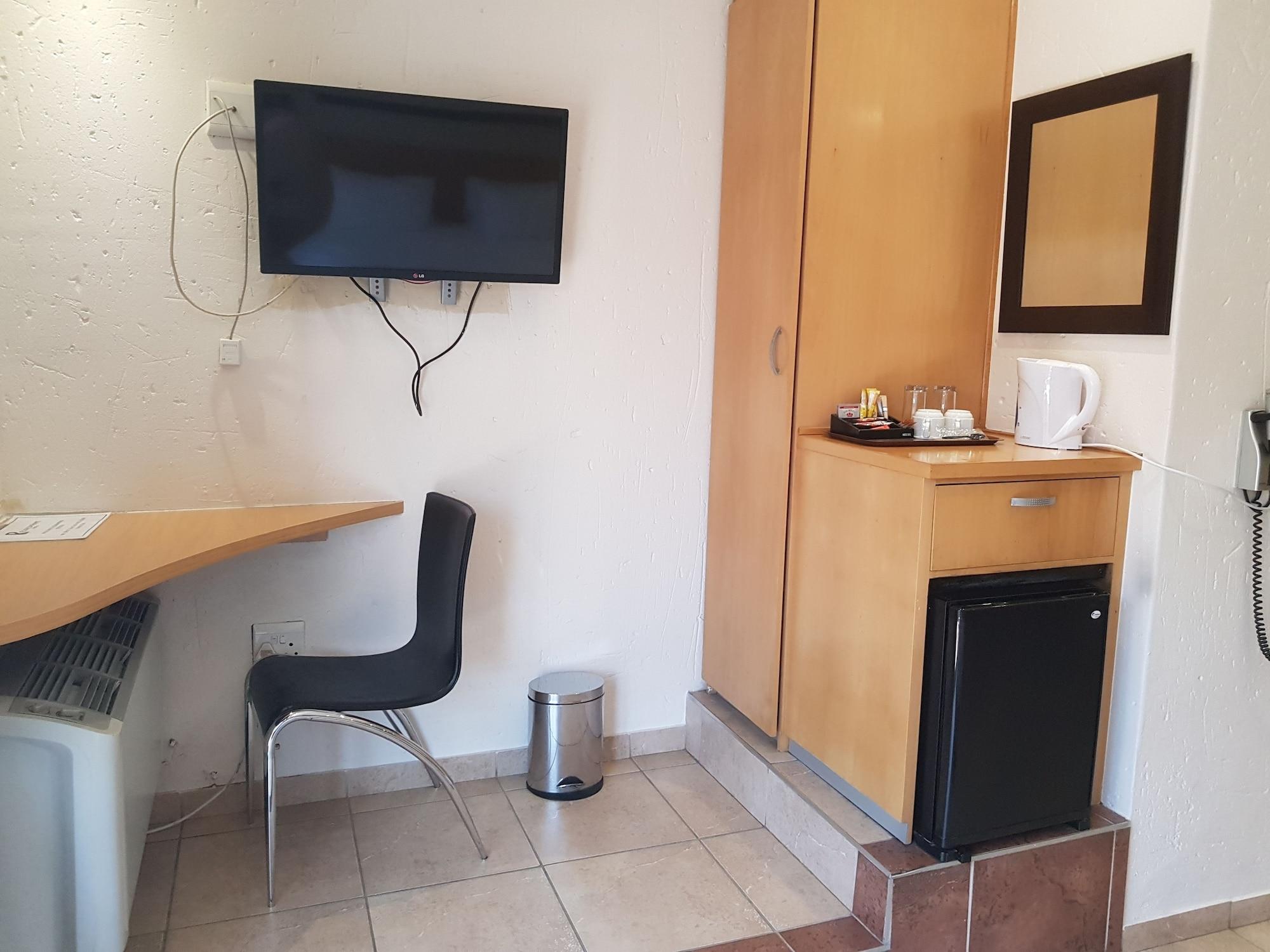 Europrime Hotel Boksburg Ngoại thất bức ảnh