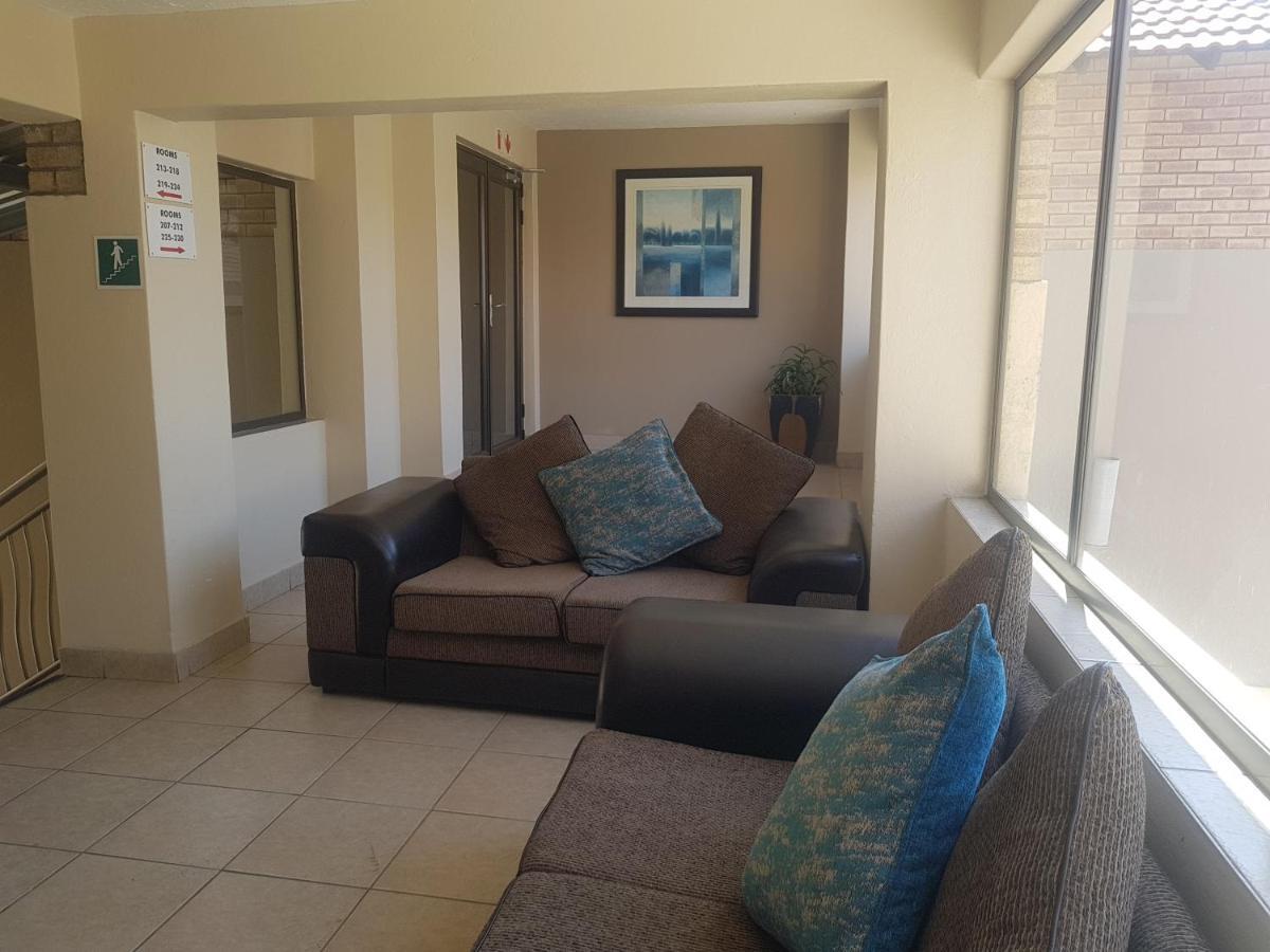 Europrime Hotel Boksburg Ngoại thất bức ảnh
